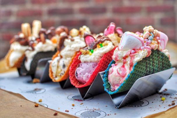 FOOD TRUCK We are always on the move. Track our location and come enjoy our delicious dishes, wherever we park!